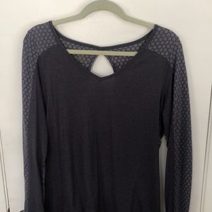 EUC Marika Balance Collection Long Sleeve Top w/Key Hole Back - Sz L